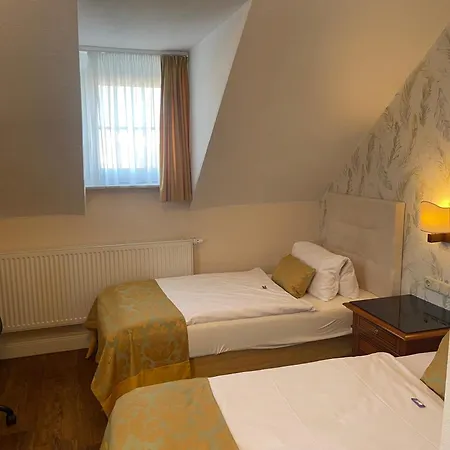 Hotel In Piazza Bad Klosterlausnitz