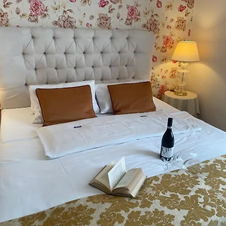 Otel In Piazza 3*