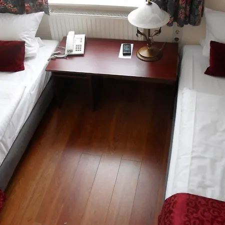 In Piazza Otel Bad Klosterlausnitz