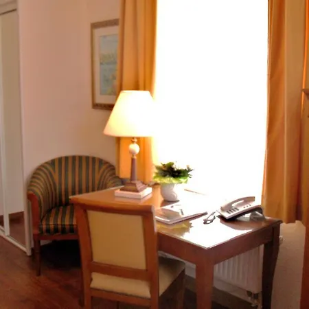 In Piazza Otel Bad Klosterlausnitz