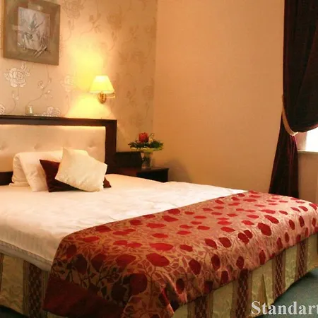 מלון In Piazza 3*