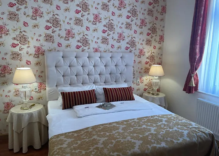 In Piazza Hotel Bad Klosterlausnitz