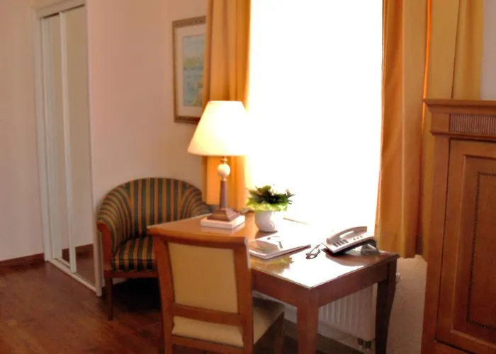 In Piazza Hotel Bad Klosterlausnitz