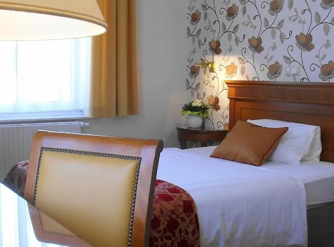 In Piazza Hotel Bad Klosterlausnitz